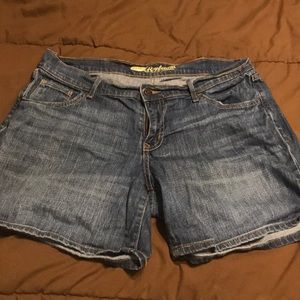 Old Navy Boyfriend Jean Short
